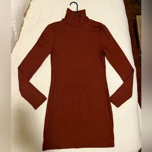 Urban outfitters body con turtle neck mini dress - color: Rust, size L